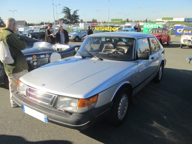 SAAB 900 (2)